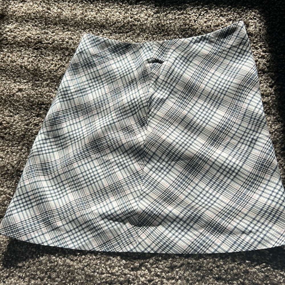 Super cute zip up skirt size 0